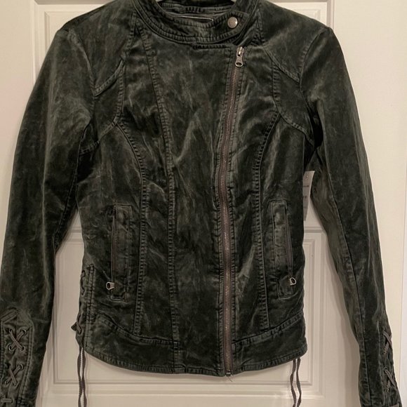 BNCI by Blanc Noir, Asymmetrical Velvet Moto Jacket with Laced Sleeves, NWT, NEW - Picture 2 of 11